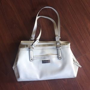 Nine West 3 pocket handbag